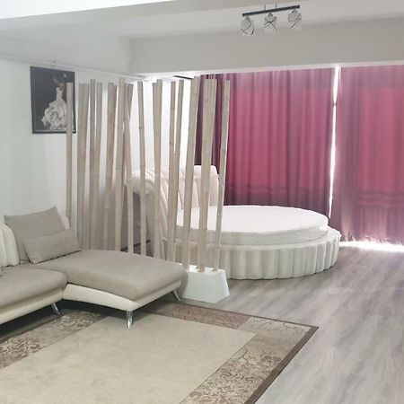 Domeview Apartment - Vitan Mall Bucarest Extérieur photo