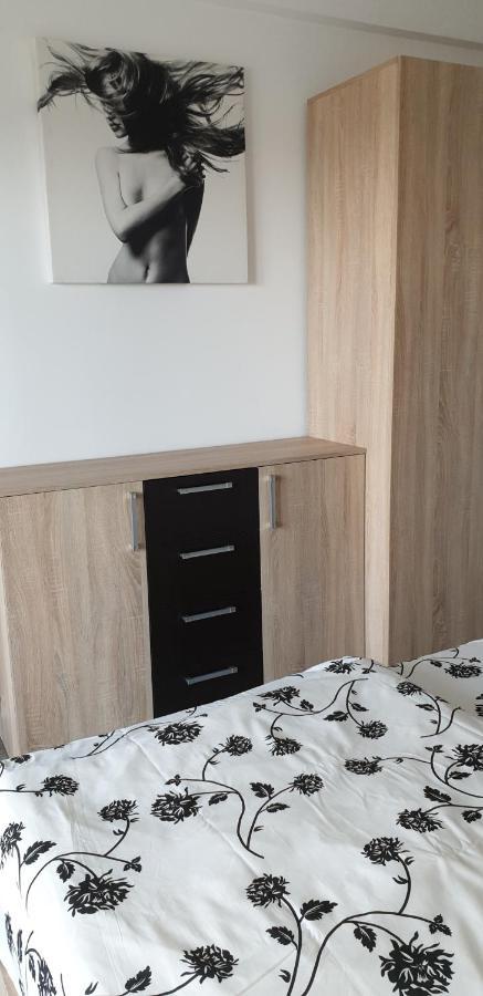 Domeview Apartment - Vitan Mall Bucarest Extérieur photo